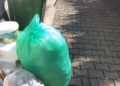 Banorët në Kodrën e Trimave në hall nga mbeturinat, nuk janë larguar prej disa javësh