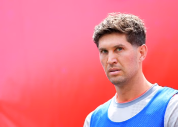 Stones firmos për dy vjet me Interin