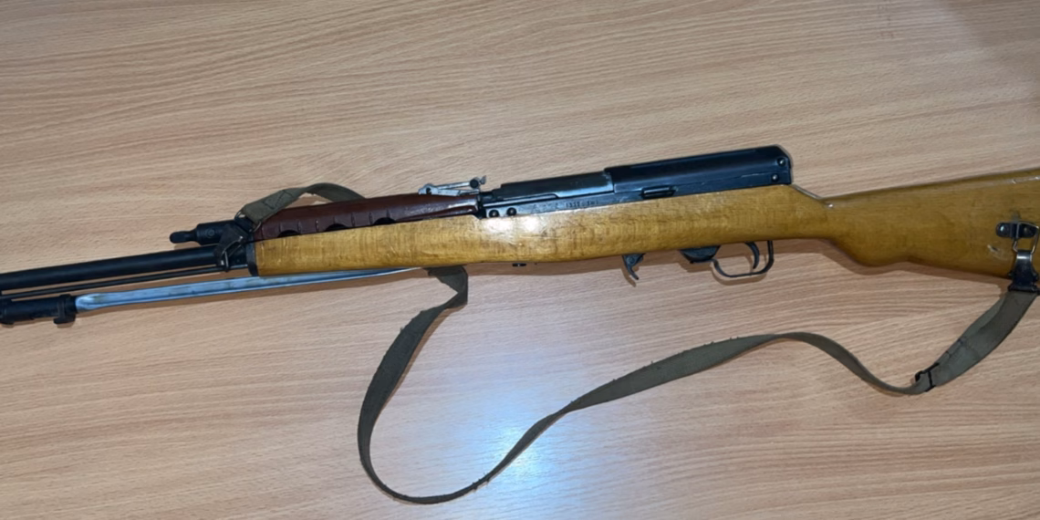 Arrestohet një 31 vjeçar, dyshohet se kanosi fqinjin e tij në Ferizaj