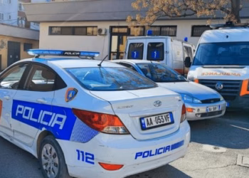 Një i vdekur dhe një i lënduar rëndë pas kontaktin me rrymë në Vaun e Dejës