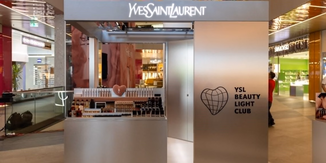 EBC Cosmetics në bashkëpunim me YSL Beauty prezanton YSL Beauty Light Club, nga 29 korriku deri më 16 gusht në Prishtina Mall