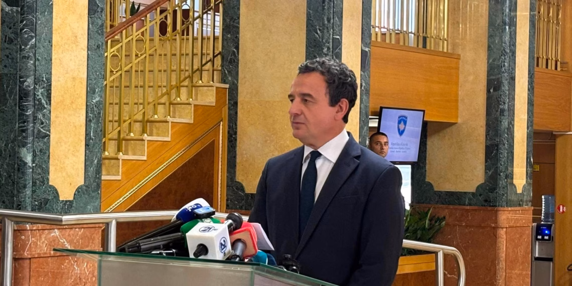 Abdixhiku tha se LDK-ja s’ka apetit për kryeparlamentarin, Kurti: Të gjitha pozitat janë të vlefshme