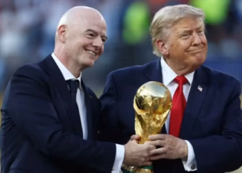 Trump: Gabim i madh nëse largohet Infantino