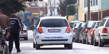 Mashtronte familjet e prekura nga tërmeti i 2019-ës, arrestohet 45-vjeçarja në Tiranë