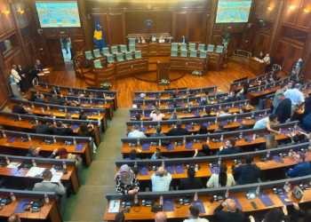 Kuvendi përtej afatit kushtetues – partitë pa marrëveshje politike