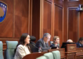 Kritikohet kryesuesi -“Dehari veprime politike, jashtë rregullores”
