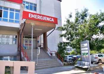 Një rast i vdekjes dhe 318 raste të trajtuara në QKUK gjatë 24 orëve të fundit