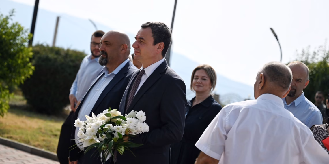 Kurti: Gjaku i dëshmorëve është në themelet e Republikës