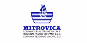 Ndërpritet furnizimi me ujë në Spitalin e Mitrovicës së Veriut, KRU “Mitrovica” punon për sanimin e defektit