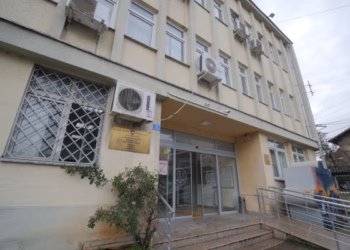 ​Një muaj paraburgim prizrenasit që dyshohet se mbajti të mbyllur të dëmtuarin dhe e detyroi me kërcënime