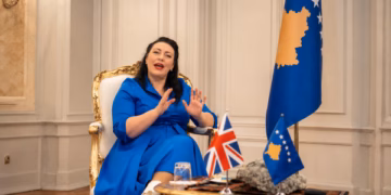 ​Kearns: Evropa t’i “luftojë” lidhjet Serbi – Rusi – Kinë, Britania qëndron përkrah Kosovës