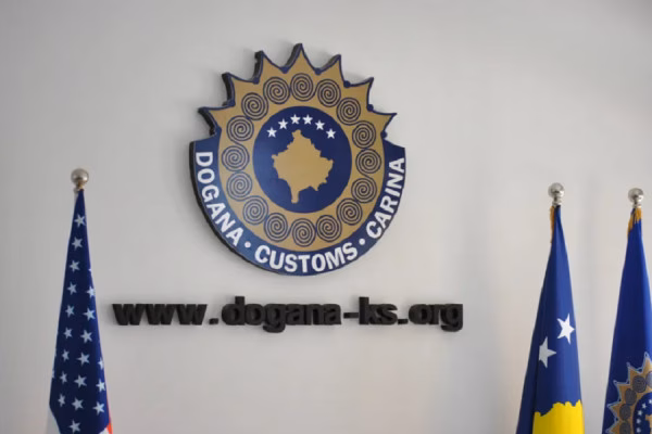 Dogana del me njoftim, tregon se sa cigare mund të futni pa doganë në Kosovë