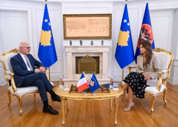 ​Haxhiu priti në takim lamtumirës ambasadorin francez, Olivier Guerot