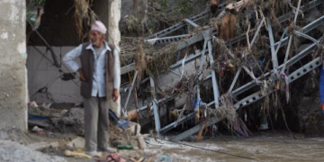 ​Mbërrin në 538 numri i viktimave të përmbytjeve katastrofike në Nepal