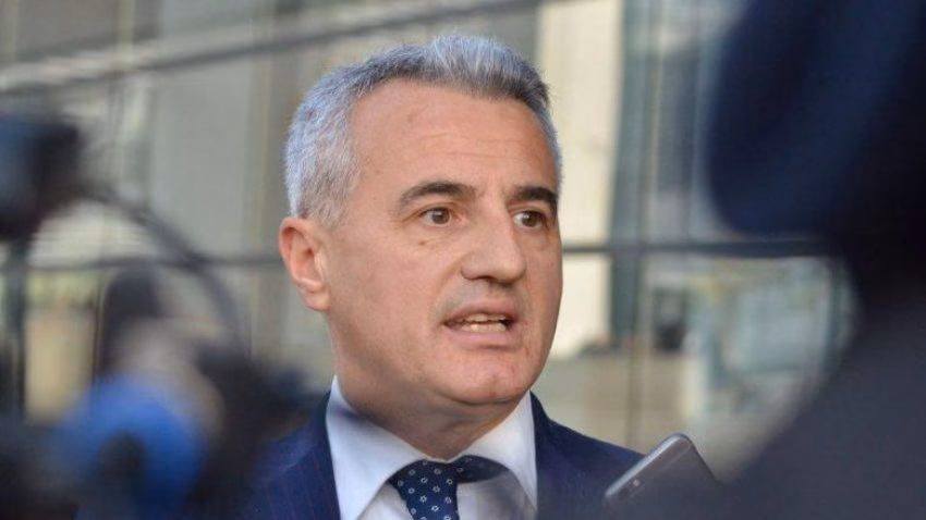 Koci: Edhe një tjetër qytetar i Kosovës ndalohet nga autoritetet serbe në kufi