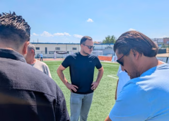 Kryetari i Komunës së Gjilanit, Alban Hyseni, takohet me zyrtarët FC Dritës dhe SC Gjilanit, premton investime në stadium