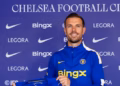 Chelsea prezanton ish-kapitenin e Liverpoolit