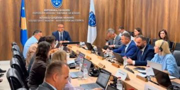 BE reagon pas vendimit të Këshillit Gjyqësor për gjyqtarët serb që vet u dorëhoqën