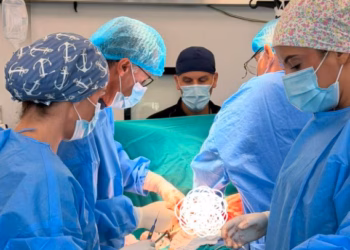 Operacion i rrallë në Klinikën Torakale: 23 vjeçarit i hiqet tumori 3.5 kilogramësh