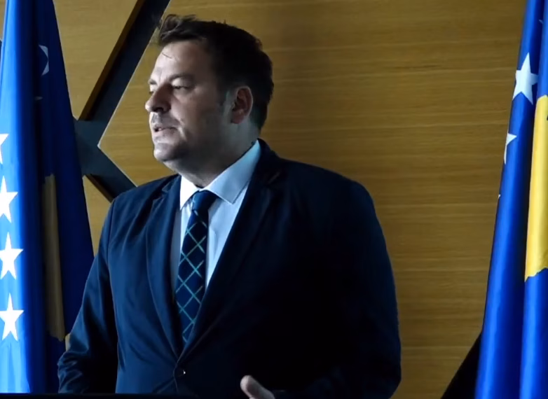 Muja: Është konstatuar se qumështorja “Vita” ka importuar afërsisht 1 milion kg vaj të palmës