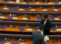 PDK mesazh Vetëvendosjes, zarfe me thirrje për reflektim në ulëset e Vetëvendosjes