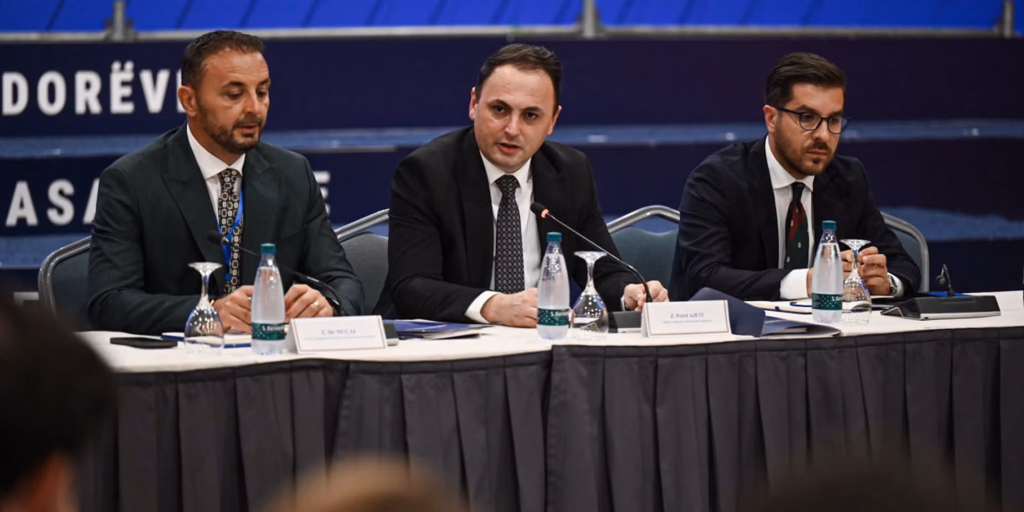 Drejtori i AKI-së Petrit Ajeti prezantoi sfidat e reja të sigurisë në Konferencën e Ambasadorëve