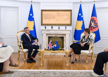 Haxhiu pret në takim  ambasadorin britanik, diskutojnë dialogun politik dhe zgjidhjen e ngërçit institucional