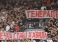 Qendra Memoriale e Srebrenicës kërkon përjashtimin e përhershëm të Crvena Zvezdës nga garat e UEFA-s për shkak të lavdërimit të Mlladiqit