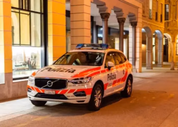 Policia zvicerane ka spiunuar ministrat e qeverisë për dekada të tëra, raportojnë mediat zvicerane