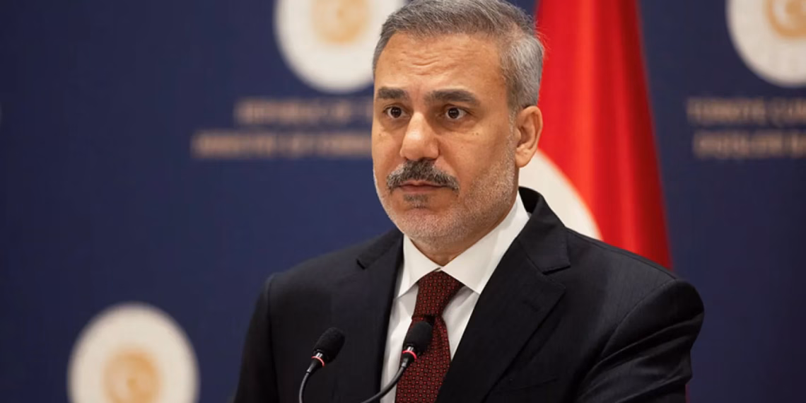 Ministri i Jashtëm turk sinjalizon zgjerimin e aleancës Turqi-Arabi Saudite-Pakistan me Egjiptin