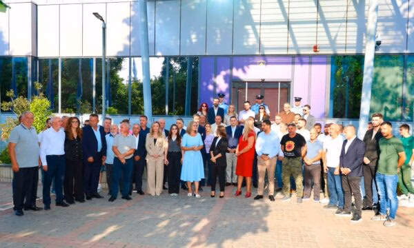 PDK dhe Aleanca i bëjnë thirrje Kurtit të zhbllokojë institucionet