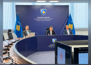 Kurti po merr pjesë në prezantimin e raportit për gërmimet në e Zubin Potoku