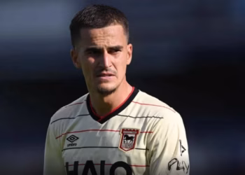 Mehmeti synon vetëm Premierligën, refuzon ofertat nga Championship