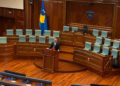 PDK dhe Aleanca mblidhen sërish në Kuvend, kërkojnë vazhdimin e seancës konstituive
