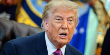 Trumpi paralajmëron për kundërpërgjigje ndaj çdo sulmi iranian ndaj bazave amerikane