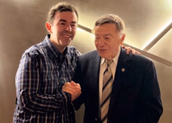 Pas Walkerit, edhe ish-kongresmeni DioGuardi propozon Faton Bislimin për president