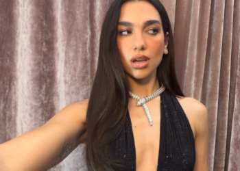 Dua Lipa feston sot ditëlindjen