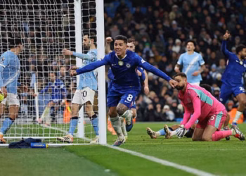 Enzo Fernández drejt Manchester Cityt? Romano: Argjentinasi hap derën