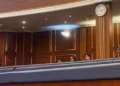 PDK dhe Aleanca mblidhen sërish në Kuvend, të pranishëm edhe përfaqësues të Ambasadës së SHBA-së