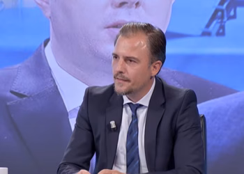Gashi: Disa grupe brenda LDK-së e duan Abdixhikun president për ta liruar postin e kryetarit