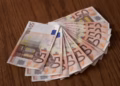 14-vjeçarja në Shtime gjen kuletën me 260 euro dhe e dorëzon në Polici