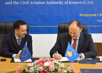 Nënshkruhen dy marrëveshje për forcimin e sigurisë së aviacionit