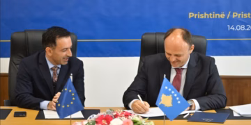 Nënshkruhen dy marrëveshje për forcimin e sigurisë së aviacionit