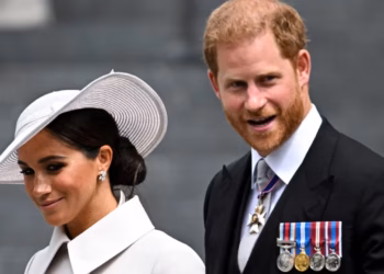 6 vite pasi u larguan nga familja mbretërore, Princi Harry dhe Meghan do të rikthehen në Britani