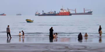 Irani dhe Omani afër arritjes së një marrëveshjeje për Ngushticën e Hormuzit