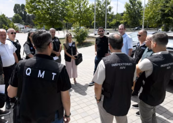 Inspektohet qumështorja “Vita” pas dyshimeve për përdorimin e ujit të ujitjes në prodhim