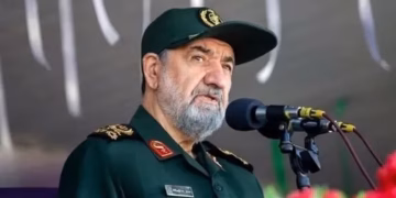 Shefi i sigurisë iraniane: Fqinjët që i bashkohen luftës ekonomike të SHBA-së do të konsiderohen “armiq”