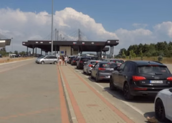 Kolona në dalje nga Kosova, kjo është gjendja në pikat kufitare
