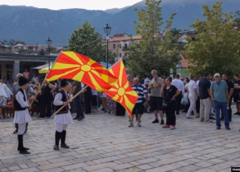 Himni maqedonas po, ai shqiptar jo – Shqipëria kritikon aktivitetin ku mori pjesë Mickoski