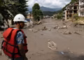Shkon në 150 numri i të vdekurve nga përmbytjet në kufirin Nepal-Tibet